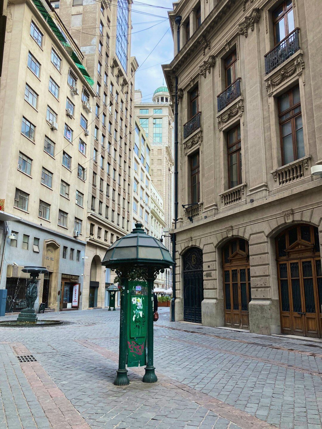chilean street scene